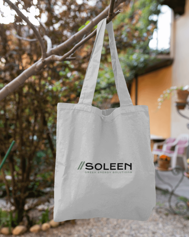 Blendbyte: Soleen Mockup de um saco